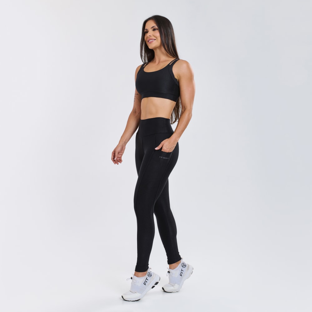 Top + Legging Micro Canelado com Bolsos Preto
