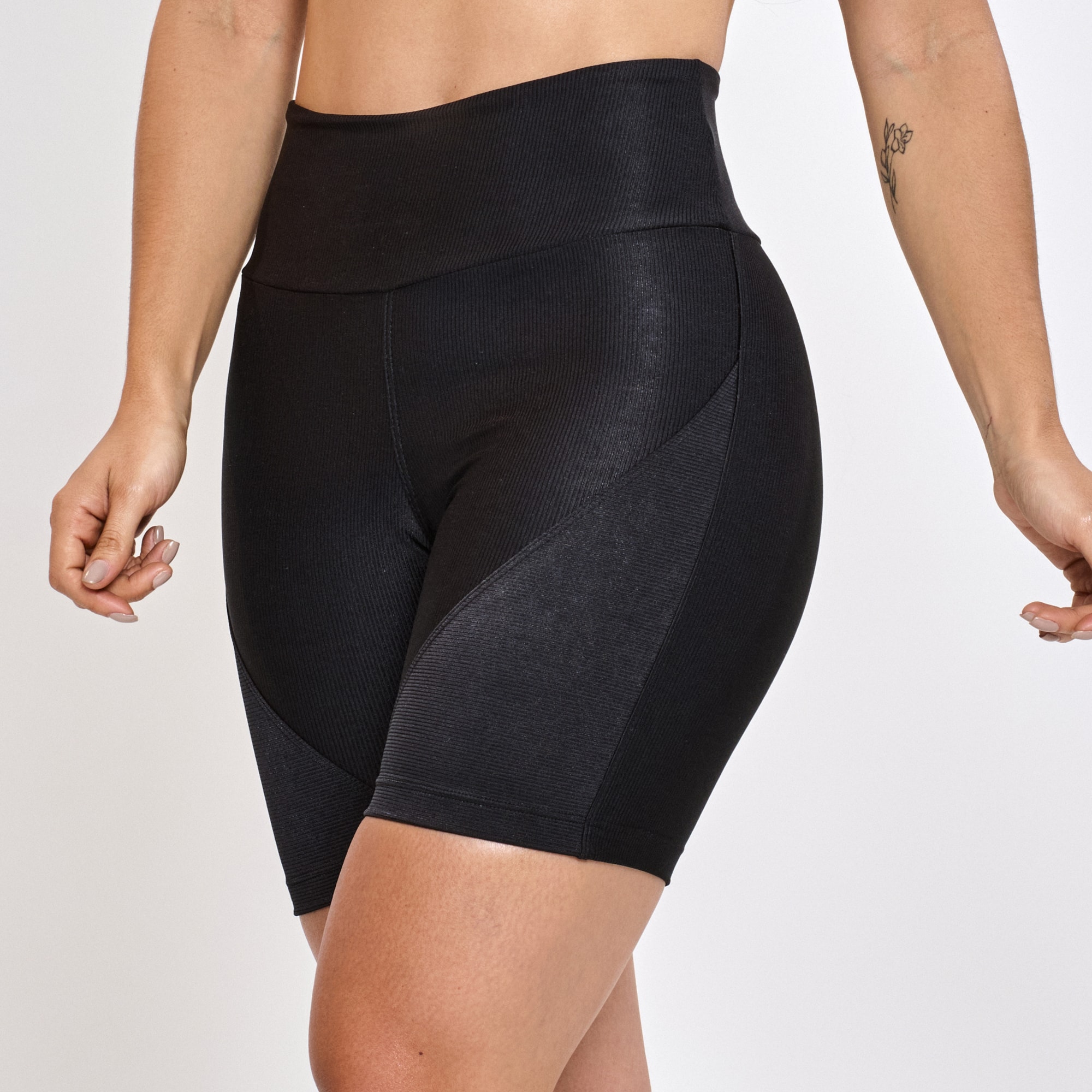 Short Micro Canelado Zenith Preto | Fit Urban