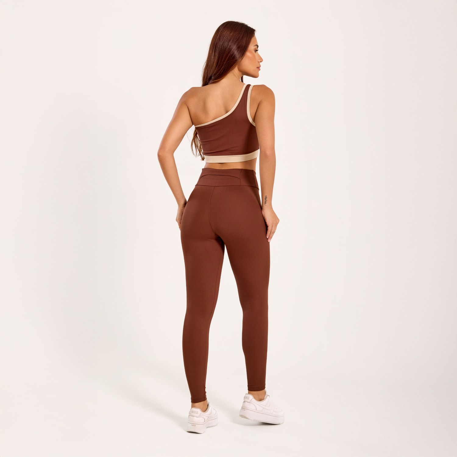 Product image - def21850-bd02-4819-a3f3-68482eb4d958