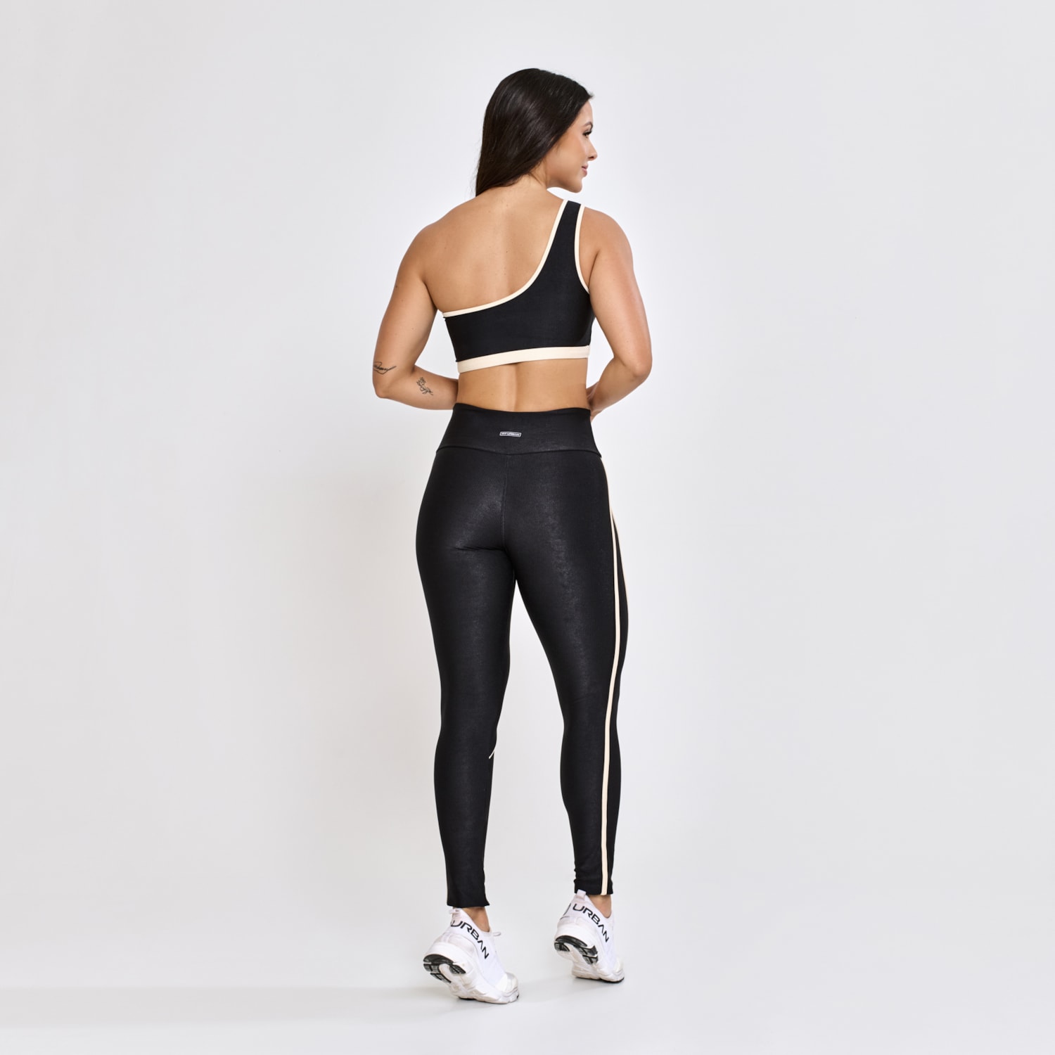 Product image - 9c0f9363-9b54-4b28-9a14-b58772d0d7d7